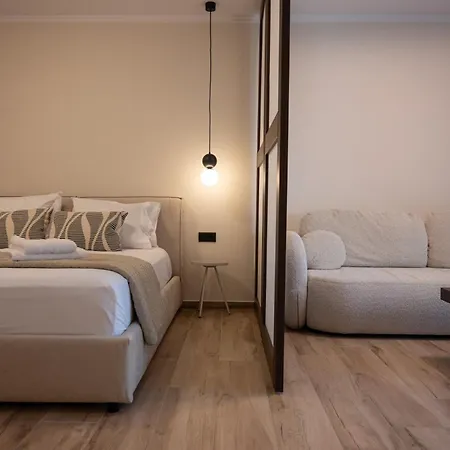 Chrysa's Deluxe Appartement *