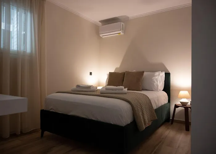 Chrysa's Deluxe Lägenhet *