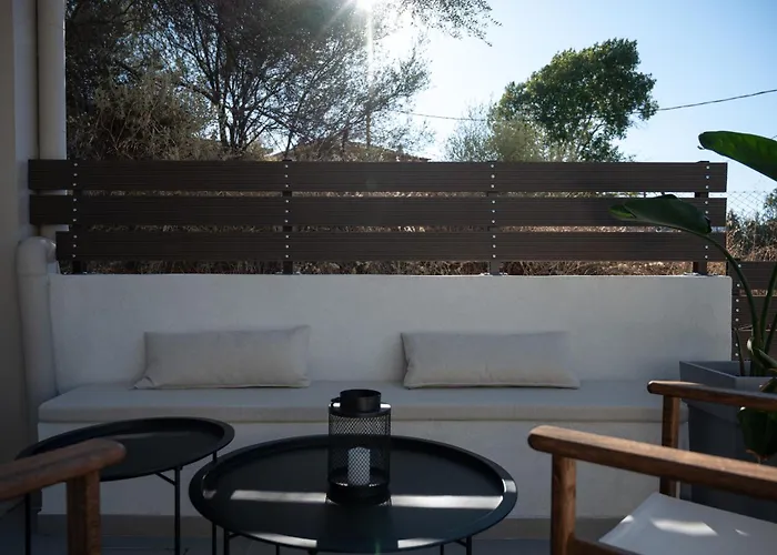 Chrysa's Deluxe Nafplion