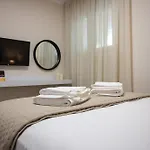 Chrysa's Deluxe Apartment